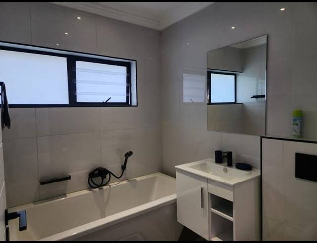 3 BEDROOM TOWNHOUSE FOR SALE IN RYNFIELD